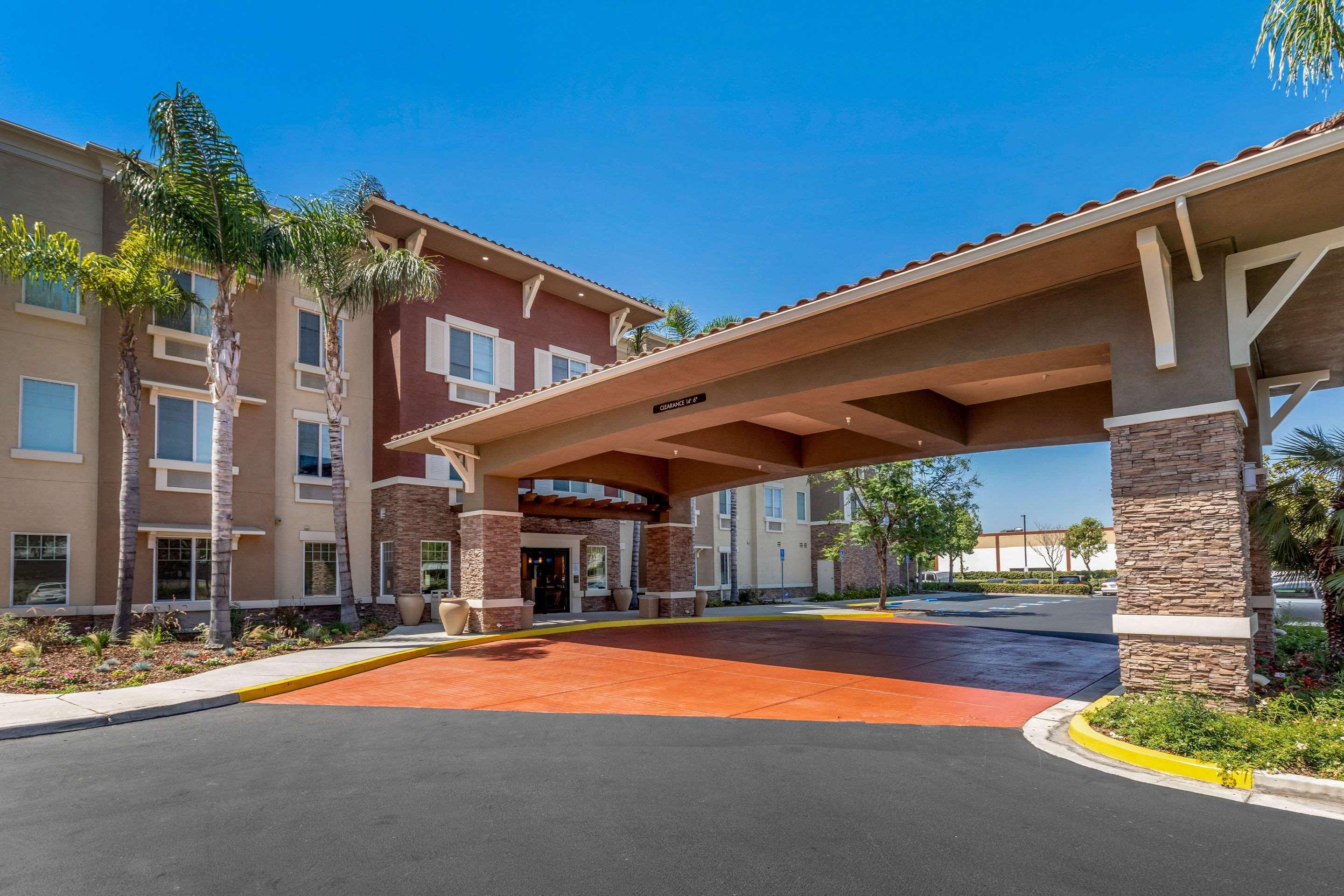 Comfort Inn & Suites Near Ontario Airport Buitenkant foto