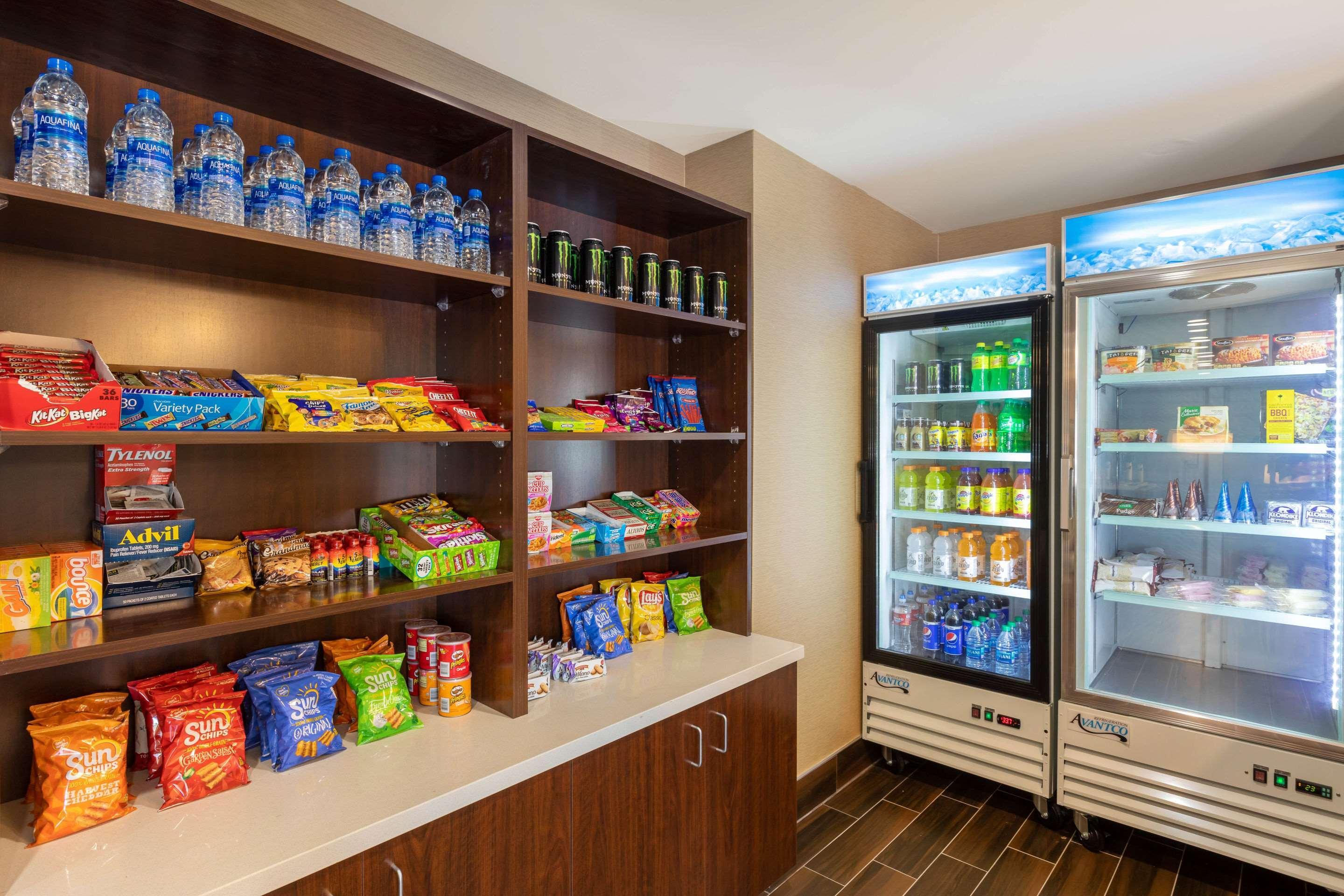 Comfort Inn & Suites Near Ontario Airport Buitenkant foto
