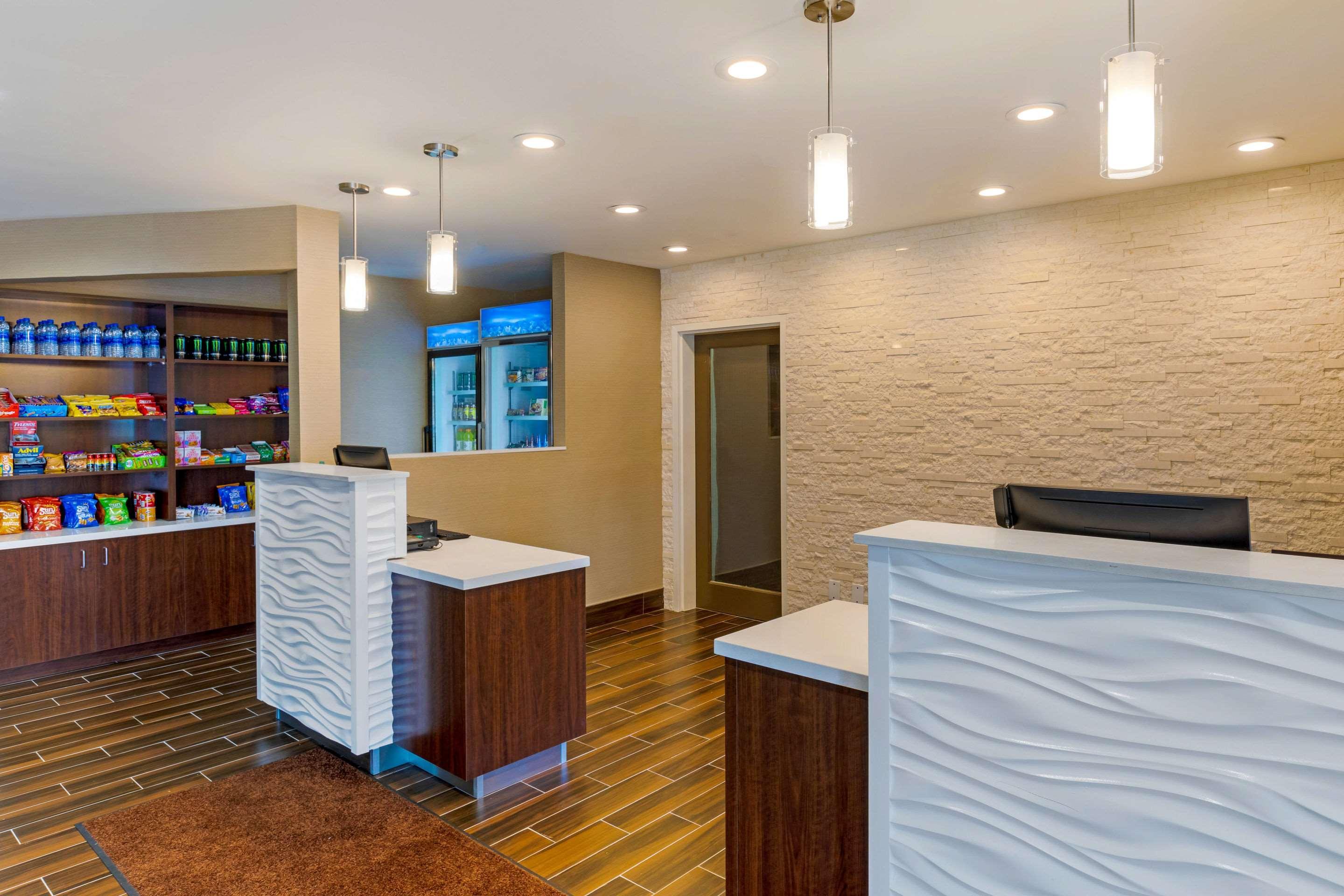 Comfort Inn & Suites Near Ontario Airport Buitenkant foto